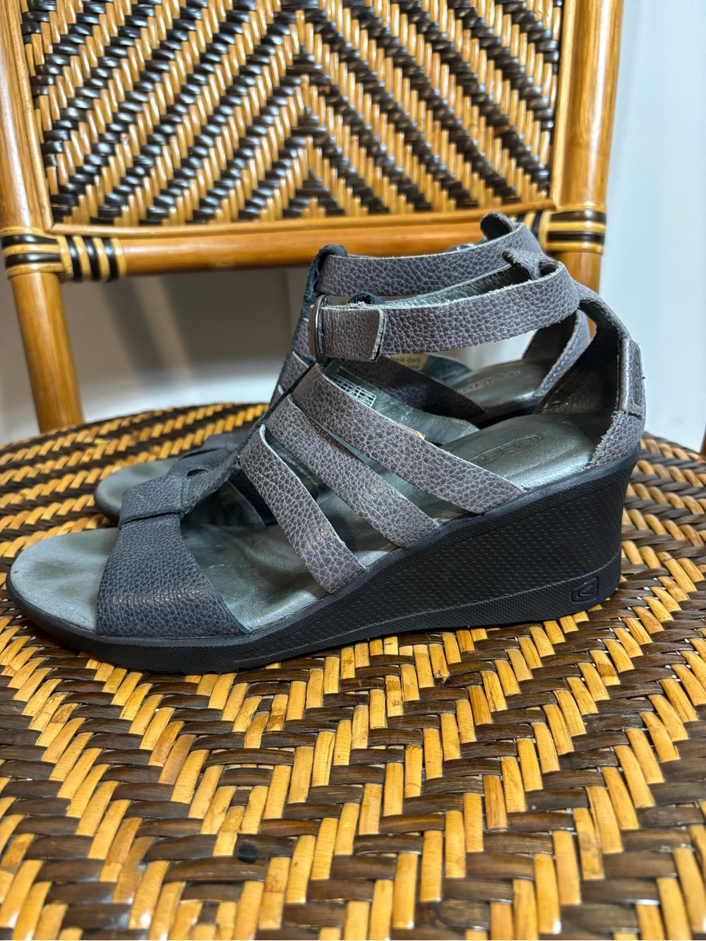 Keen Victoria Strappy Leather Wedge Sandals Sample 7.5